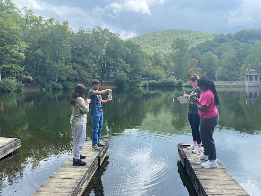 Senior Students Investigate Microbial Life in Lake Susan Waters